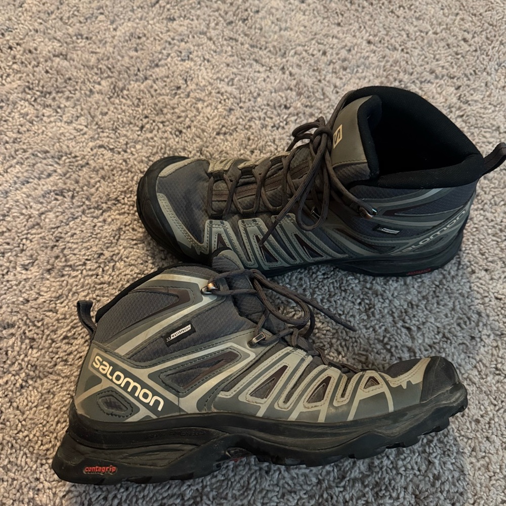 Salomon Women’s Black and Gray Hiking Boots